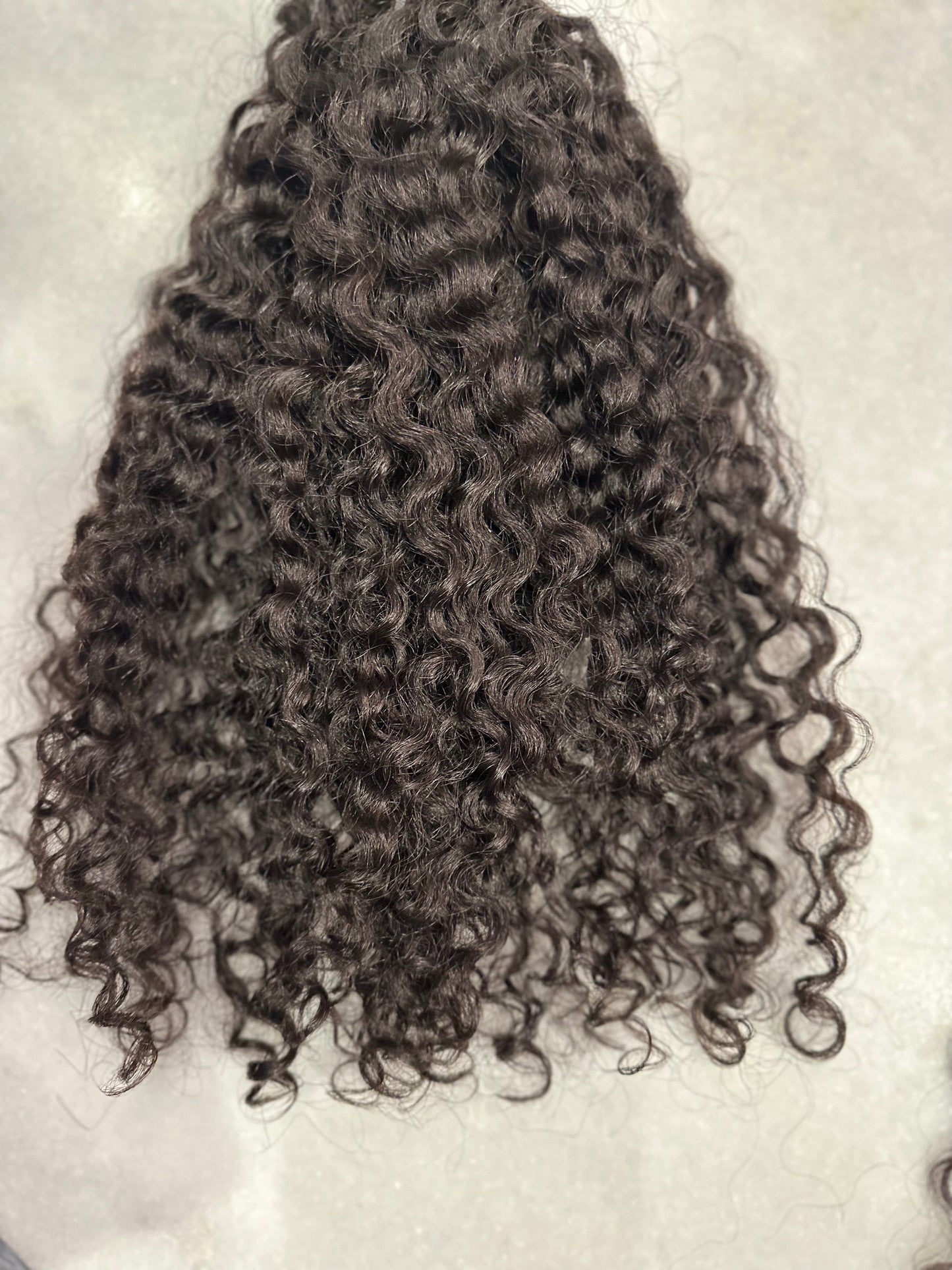 B curly